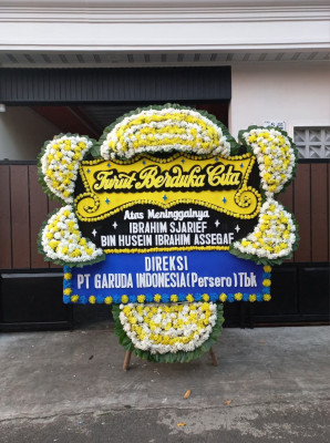 Papan Bunga Duka di Giritirto