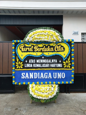 Papan Bunga Duka di Giritirto